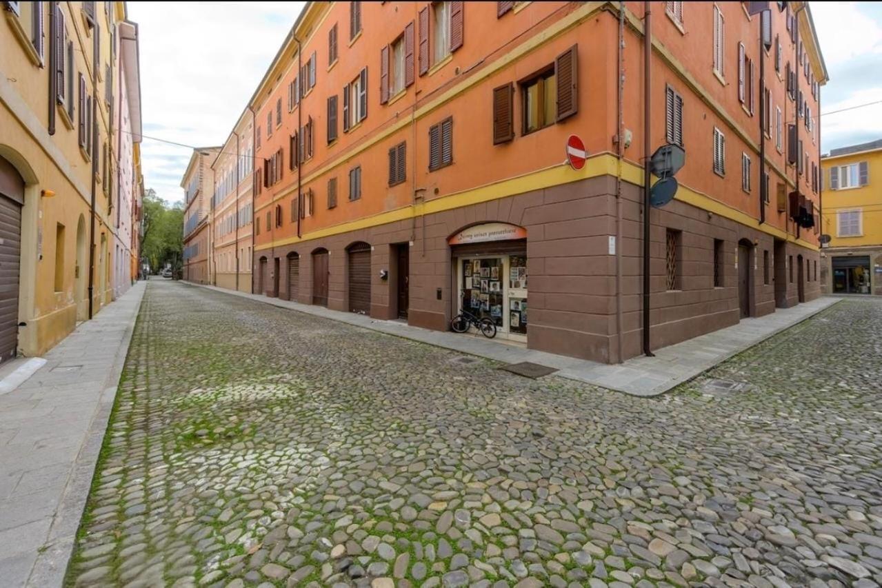 La Sosta 2-Casa Accanto Alla Stazione Dei Treni 摩德纳 外观 照片